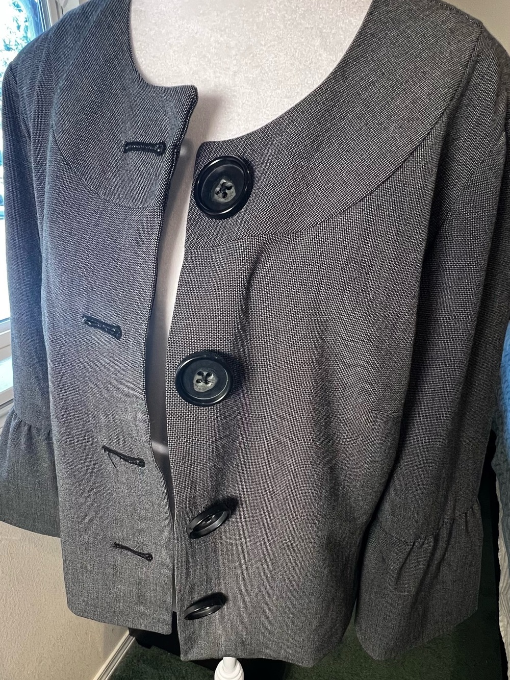 Apt. 9 Dark Charcoal Button-Front Scoop Collar Jacket. Size 14.